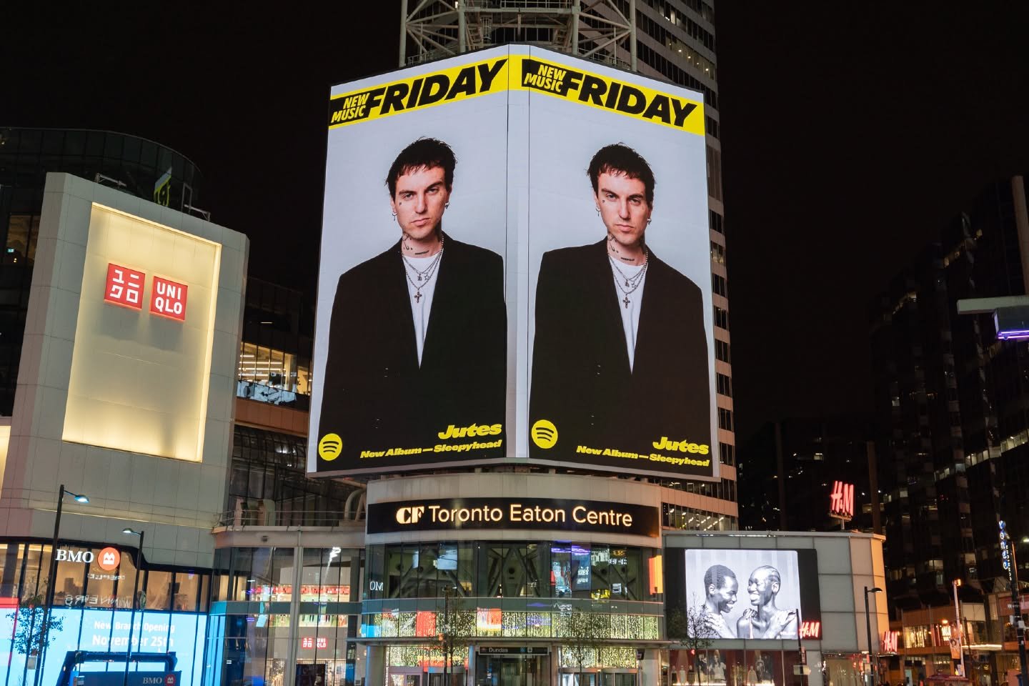 Billboard feature