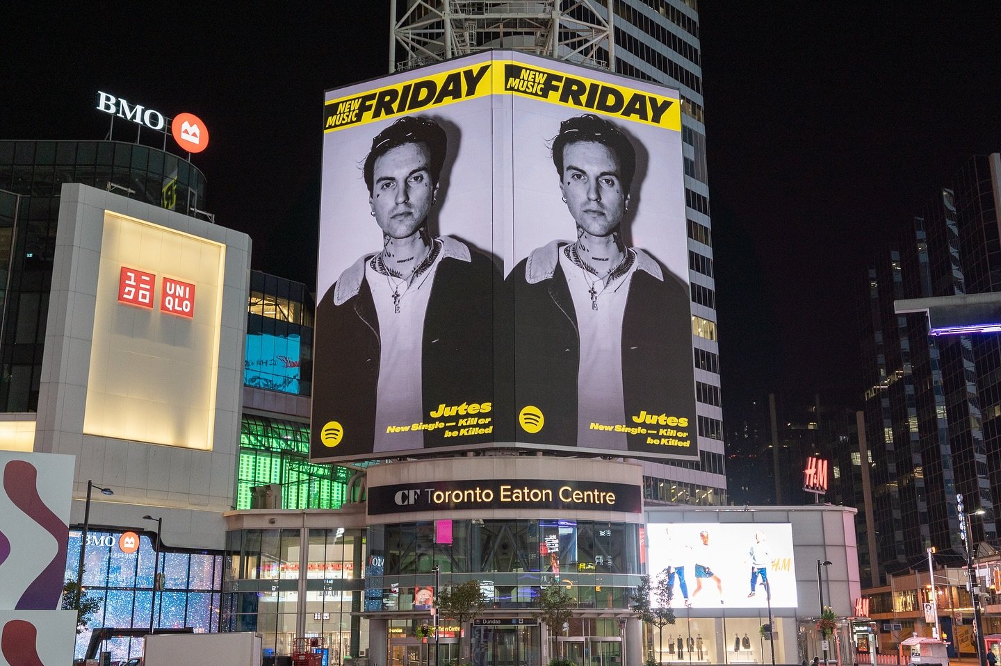 Billboard feature